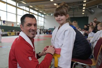 Werdauer Judotalent legt beim Nikolausturnier einen souveränen Auftritt hin - Als Jugendleiter des JSV Werdau freute sich Daniel Lenk über ein gelungenes Nikolausturnier. Und als Vater über den Sieg von Tochter Mathilda Schlenzig in der Altersklasse U 9.