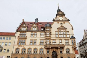 Werdauer kritisieren Meldeamt - Das Rathaus in Werdau.