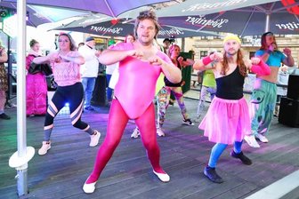 Werdauer Narren tanzen auf dem Markt -