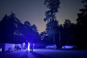Werdauer Wald: Mit Bettlaken und UV-Licht auf Insekten-Suche - „Flieger zwischen Tag und Nacht“ werden am Freitag im Werdauer Wald mit Licht angelockt.