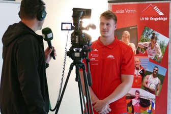 Werfertag mit neuem Format - Bei der Pressekonferenz in Gelenau war Steven Richter ein gefragter Gesprächspartner.