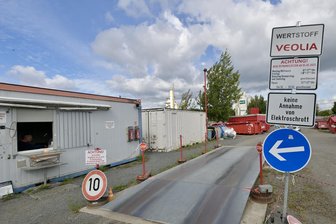 Wertstoffhof Zwickau-Bockwa vor dem Aus: Wie Veolia die Schließung begründet - Wertstoffhof von Veolia in Zwickau-Bockwa wird geschlossen. Die Kunden müssen sich nach einer Alternative umsehen.