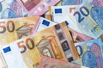 Westsachse holt seinen Lottogewinn ab -