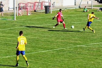 Westsachsenliga: Chance auf schnelle Revanche vertan - Nach seinem goldenen Tor gegen Werdau im Pokal erzielte Lucas Böttcher am Sonntag das 3:1 und sicherte damit den ersten Saisonsieg. 