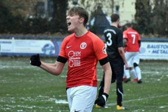 Westsachsenliga: Der Spieler der Woche ist auf dem Weg zurück zu alter Stärke - Louis Walendi hatte zuletzt wieder öfters Grund zum Jubeln.