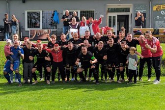 Westsachsenliga: Fortschritt Lichtenstein schüttelt Geister der Vergangenheit ab und feiert Meisterschaft - Die Fußballer der SSV Fortschritt Lichtenstein sind Meister der Westsachsenliga.