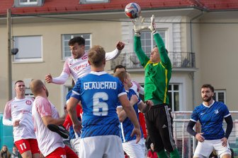 Westsachsenliga: Spieler der Woche hält seinen Kasten zum fünften Mal sauber - Der 1:0-Auswärtssieg des VfB Empor Glauchau II im November beim Meeraner SV war eines der fünf Spiele, in denen Tom Seyfarth seinen Kasten sauber hielt.