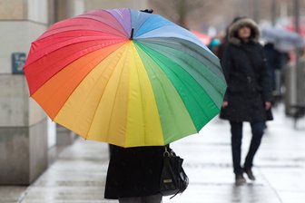 Wetterdienst erwartet Dauerregen und Sturmböen in Sachsen -
