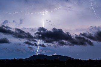 Wetterdienst warnt vor starken Gewittern in Zwickau und im Vogtland -