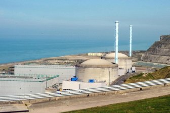 Widerstand gegen Offshorewindpark in Le Tréport in Frankreich: Windkraft? Nein, danke! - Das französische Atomkraftwerk in Penly am Ärmelkanal. Hier sollen zusätzliche Reaktoren errichtet werden.