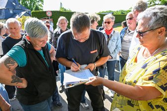 Widerstand gegen Solarpark in Chemnitz: So geht es nach Ende der Einspruchsfrist weiter - Gegen das Vorhaben werden in Glösa seit Wochen Unterschriften gesammelt. Einer Online-Petition schlossen sich bislang rund 650 Unterstützer an.