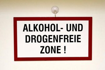 Wie Ärzte Crystal-süchtigen Frauen und ihren Kindern helfen -