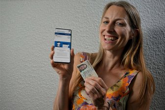 Wie aktiviere ich den E-Personalausweis? - Endlich: Nach mehreren Tagen Warten auf die PIN und zeitraubenden Versuchen ist Redakteurin Sylvia Miskowiec glücklich, dass der E-Perso funktioniert.