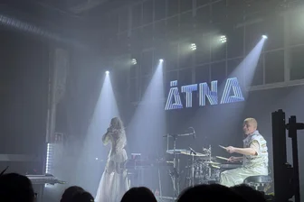 Wie das Elektro-Indie Duo Ätna im Chemnitzer Club Atomino ein beschwingtes Publikum hinterließ - Das Elektro-Indie Duo Ätna spielte am Dienstag im Chemnitzer Atomino