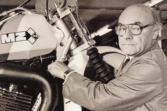 Wie der „Vater“ des schnellsten Zweitakters der Welt MZ zu Ruhm und Ehre führte - Oberingenieur Walter Kaaden war mehr als 32 Jahre Leiter der MZ-Sportabteilung.