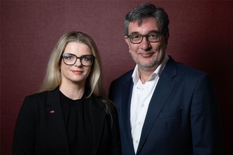 Wie die Linke in Sachsen ihre Landesliste für den 1. September wählt: Geschlossen in die Schicksalswahl - Sachsens Linke-Vorsitzenden Susanne Schaper und Stefan Hartmann am Samstag kurz vor ihrer Kür zum Spitzenduo für die Landtagswahl in Bautzen.