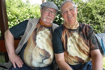 Wie die Lößnitzer Bibliothekschefin Iny Lorentz ins Erzgebirge holte - Sie sind Iny Lorentz: Elmar Wohlrath und Iny Klocke. Am Samstag lesen sie im Lößnitzer Bürgerhaus.