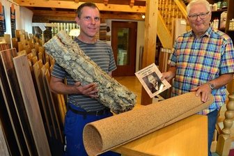 Wie ein Familienbetrieb 100 Jahre alt wurde - 2020 übergab Bernd Römer (rechts), Enkel von Firmengründer Kurt Römer, das Geschäft an seinen früheren Gesellen Kay Knorr.