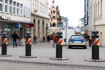 Wie ein Plauener Unternehmen auf gestiegene Sicherheitsanforderungen reagiert - Tragen zur Sicherheit bei Veranstaltungen bei: Flexibel einsetzbare Poller.