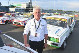 Wie ein westsächsischer Motorrad-Experte zum Leiter des „ADAC-Historic-Cups“ im Automobilsport wurde - Klaus Bräuer in seiner neuen Funktion im Rahmen der DTM auf dem Lausitzring.