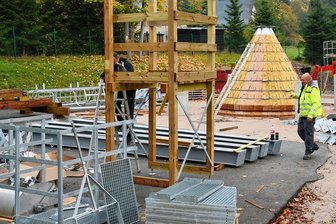 Wie ein XXL-Salzstreuer: Straßenmeisterei baut neues Silo in Eibenstock - Im Auftrag der Straßenmeisterei Aue wurde in Eibenstock ein neues Salzsilo gebaut. Mit ihm ist es möglich, einen größeren Vorrat an Streusalz vorzuhalten. 