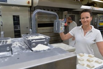 Wie eine Bäckerei in Großschirma mit den Kosten ringt - Die Geschäftsführerin der Bäckerei Illgen in Großschirma, Peggy Illgen, muss mit weiter steigenden Energiekosten rechnen, so wie derzeit auch andere Vertreter der Branche. 