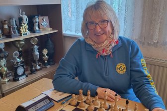 Wie eine Schach-Spielerin aus Berlin im Erzgebirge landete - Sie ist bei Eintracht Seiffen eine Leistungsträgerin: Simone Frübing.