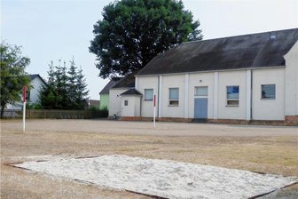 Wie geht es weiter mit der Mühlauer Turnhalle? - Turnhalle und Außenanlagen an der Straße Zum Tännicht in Mühlau sollen bald saniert werden.