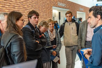Wie hoch sind die Fixkosten? Was Eltern beim Campustag der TU Freiberg alles wissen wollen - Gut 300 Besucher nutzten den Campustag an der TU Bergakademie Freiberg, um sich zu informieren.