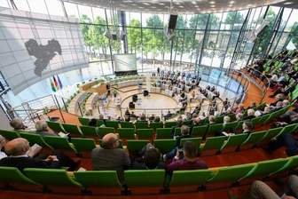 Wie im sächsischen Landtag der Wendeherbst 1989 wieder auflebte - Der Sächsische Landtag in Dresden.