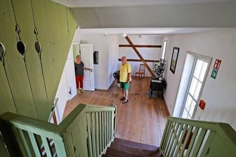Wie in Remse aus einem Gruselkabinett ein Gemeindezentrum wird - Im Obergeschoss befinden sich Büro- und Archivräume.