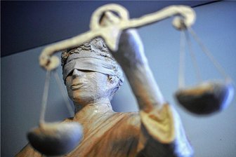 Wie kommen Sex-Fotos auf den Computer eines 78-Jährigen im Vogtland? - 