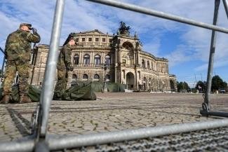 Wie kommt das "Hamburger Gitter" zu seinem Namen? - Zweck klar, Name unklar: Hamburger Gitter in Dresden.