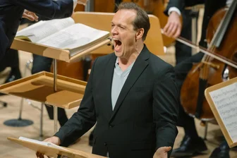 Wie lange kann sich Dresden den Erfolgs-Rausch seiner Klassik noch leisten? - Thomas Blondelle in der Titelrolle der „Siegfried“-Aufführung im Kulturpalast: Weltklasse, die ankommt!