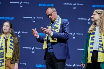 Wie politisch darf's denn sein? - Der Bundeskanzler stellte sich kritischen Fragen von jungen Leuten.
