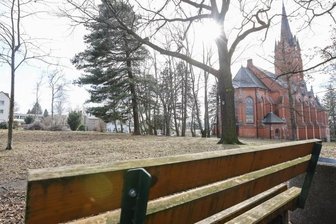 Wie sich der Park an der Lutherkirche verändern soll - Der Park an der Lutherkirche in Oberfrohna soll mehr Wohlfühlcharakter bekommen, wünschen sich die Initiatoren.