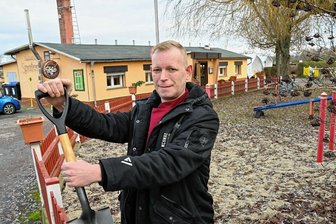 Wie sich ein Chemnitzer den Traum vom eigenen Lokal in der Kleingartenanlage erfüllte - Markus Haase hat sich mit der Gaststätte "Zum Spaten" einen Traum erfüllt. Der 40-Jährige hat schon in vielen Restaurants, auch in der Chemnitzer Innenstadt, gekocht. Doch sein Herz schlägt für die Natur. 