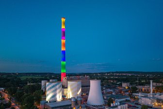 Wie tickt Chemnitz? Über eine tägliche Annäherung - Nacht leuchtet Chemnitz immer ein bisschen mehr als andere Städte.