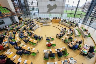 Wie viel Abgeordnetendiäten in Sachsens Parteikassen landen - Fast alle 119 Landtagsabgeordneten richten monatliche Zahlungen an ihre Parteien aus.