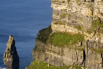 Wie wird das Alter von Ereignissen bestimmt? - Die Cliffs of Moher sind die bekanntesten Steilklippen Irlands.
