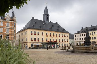 Wieder Bürgerpolizisten in Stadt im Erzgebirge - Im Rathaus in Annaberg-Buchholz finden wieder regelmäßige Sprechzeiten der Bürgerpolizisten statt.