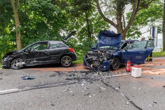 Wieder ein schwerer Unfall bei Schlettau - Unfallstelle auf der B101 bei Schlettau