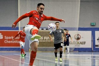 Wiedersehen mit dem Ex-Torjäger - Vergangene Saison zauberte Kennedy Ribeiro noch für Hohenstein-Ernstthal. Jetzt will er mit Weilimdorf gegen sein Ex-Team weiter ungeschlagen bleiben und die Tabellenführung verteidigen.