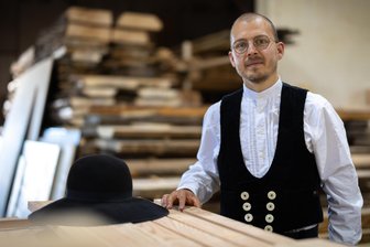 Wieso ein Chemiker seine Liebe zum Holz und zum Erzgebirge neu entdeckte - Kurt Kaufmann wurde im September als bester Lehrling in Chemnitz ausgezeichnet.