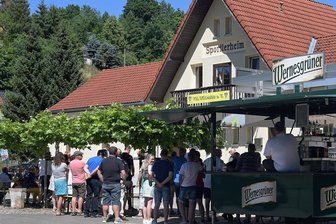 Wildenfelser haben ihr Sportlerheim zurück - Das Sportlerheim in Wildenfels ist nach der Sanierung eingeweiht worden. 