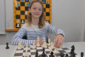Wilkauer Schachspieler wollen wieder frisches Blut in den Verein bringen - Die Schach-Abteilung des SV Muldental Wilkau-Haßlau hat im Nachwuchsbereich mit Mara Stiehler eine junge talentierte Schachspielerin.
