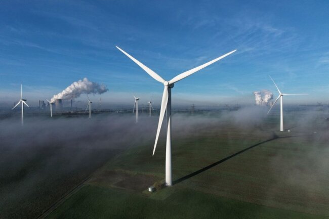 Windkraft: Abstandsregel und Waldverbot sollen  in Sachsen aufgeweicht werden - 