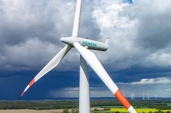 Windrad-Areal am Golfpark möglich - Über ein mögliches Windrad-Gebiet hat der Stadtrat in Aue-Bad Schlema diskutiert.