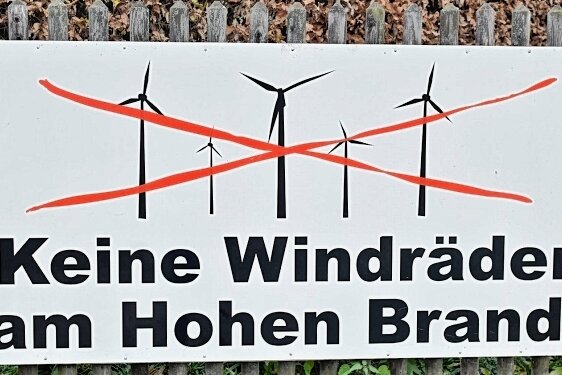 Windräder: Ein Waldbesitzer spricht Klartext - Bürgerprotest gegen Windräder am Hohen Brand. 