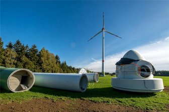 Windräder in Hilmersdorf demontiert: Sind sie nun ein Fall für den Schrottplatz? - In Hilmersdorf wurden in den vergangenen Monaten drei Windräder zurückgebaut.